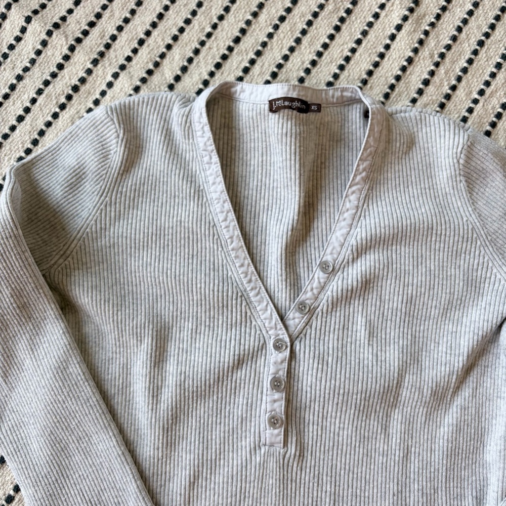 J. McLaughlin V- Neck Ribbed Henley Light Gray - Picture 3 of 7